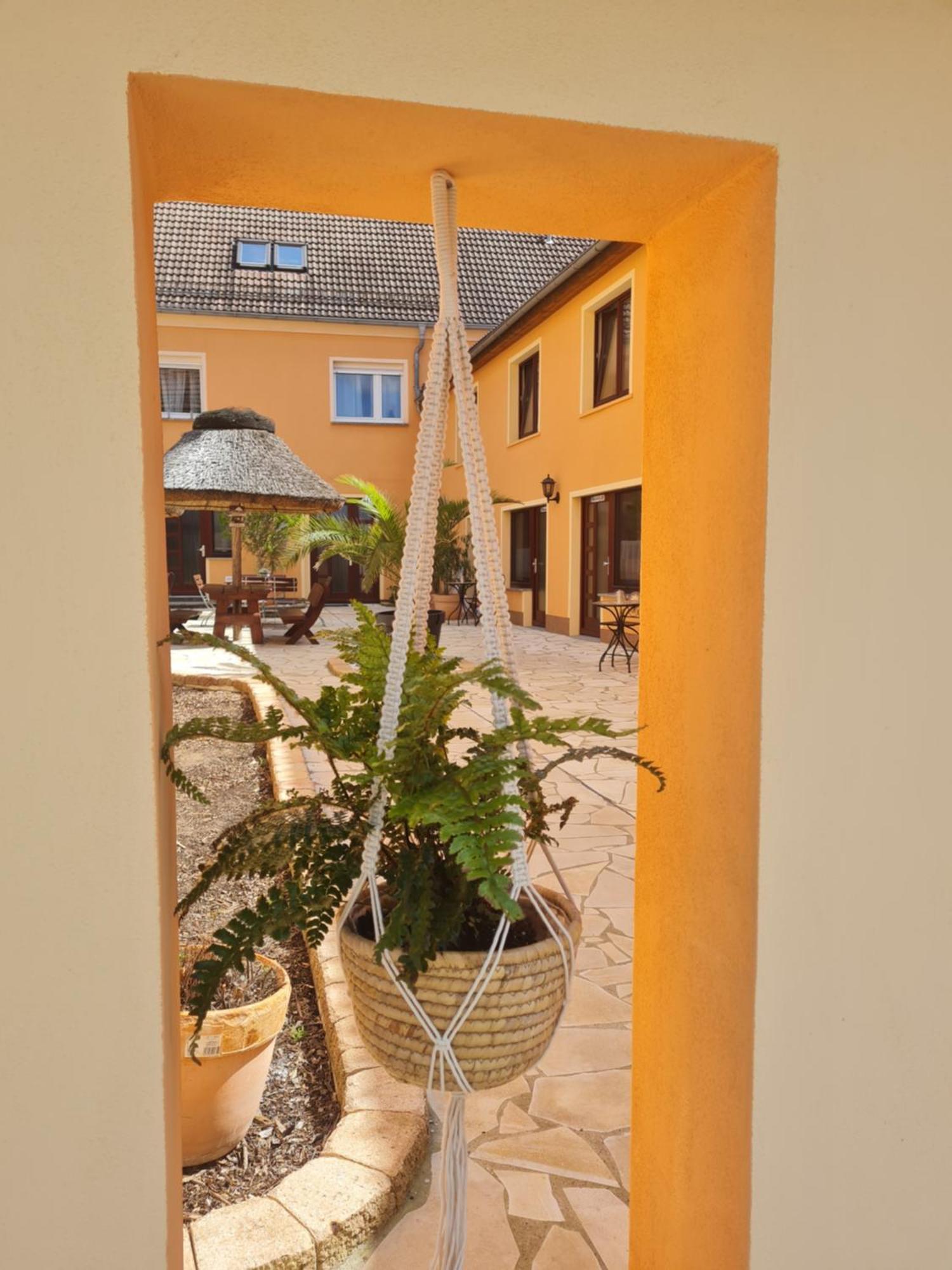Pension Cubana Rothenburg  Luaran gambar